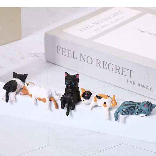 5-Piece Mini Resin Cat Figurines - Cute Cartoon Desk Decor
