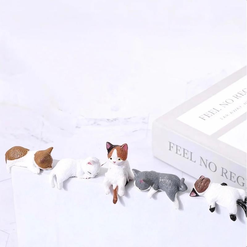 5-Piece Mini Resin Cat Figurines - Cute Cartoon Desk Decor